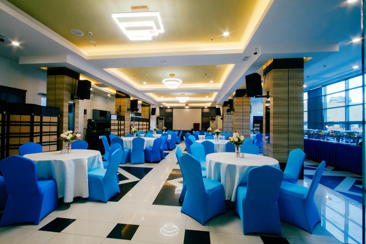 Facade Hotel Tabaco Exterior photo